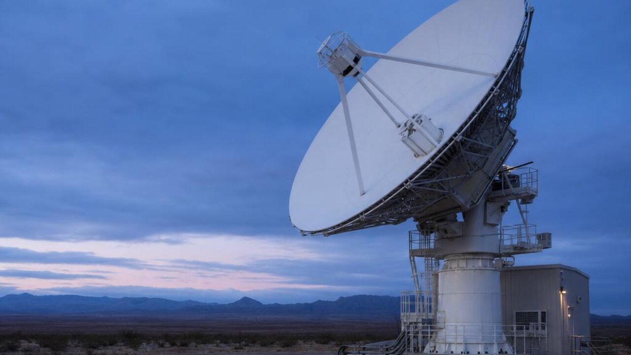 National ground-station installation: the sovereign ground segment