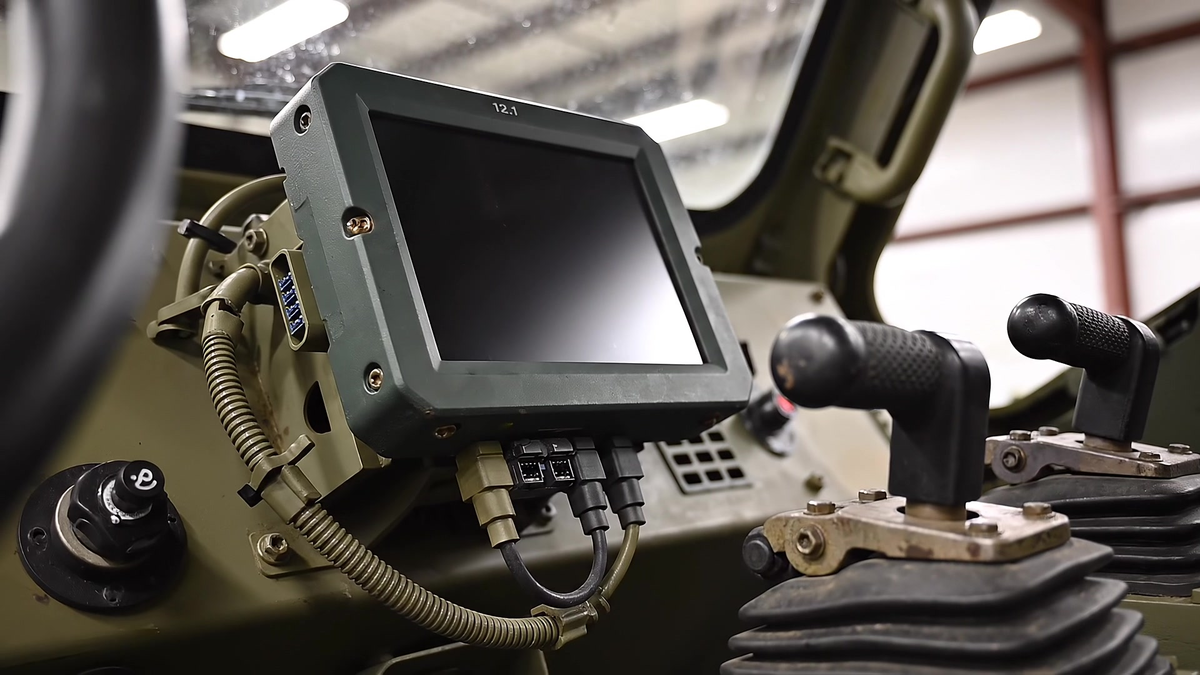 12.1-inch vehicle operator interface, Land (Land Domain), Unstrat