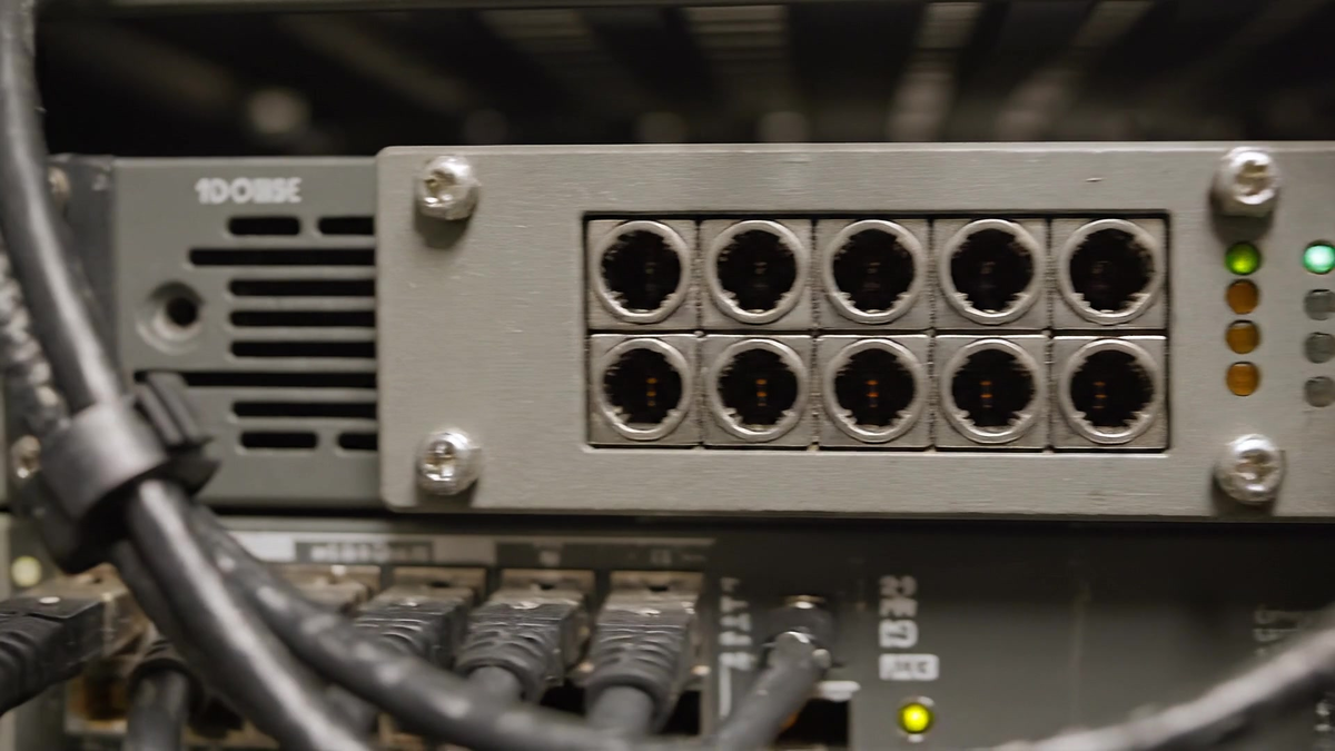Ten-port wide-temperature serial server, Cyber (Cyber & Critical Infrastructure), Unstrat